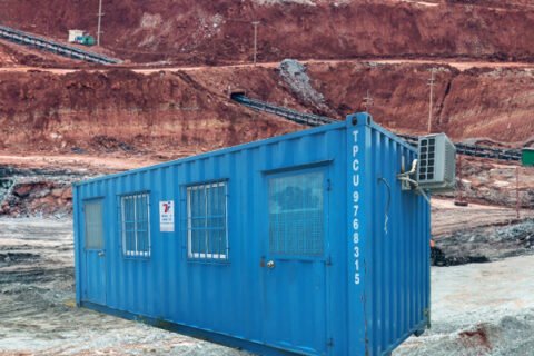 Container Van Phong 20Ft Co Nha Ve Sinh